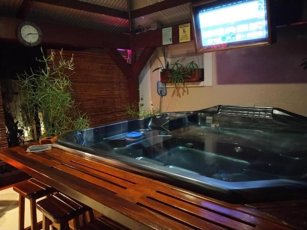 Tampa Bay Beautiful Apartment And Private Jacuzzi Eksteriør billede